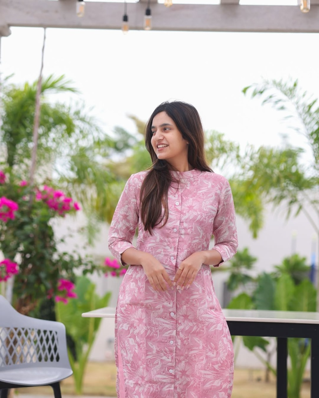 Diya Pink Rose Printed Cotton Kurti