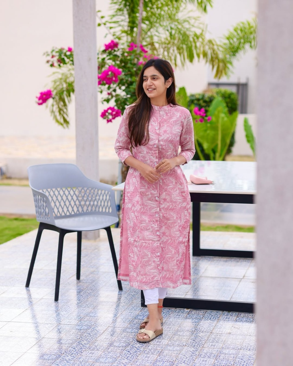 Diya Pink Rose Printed Cotton Kurti